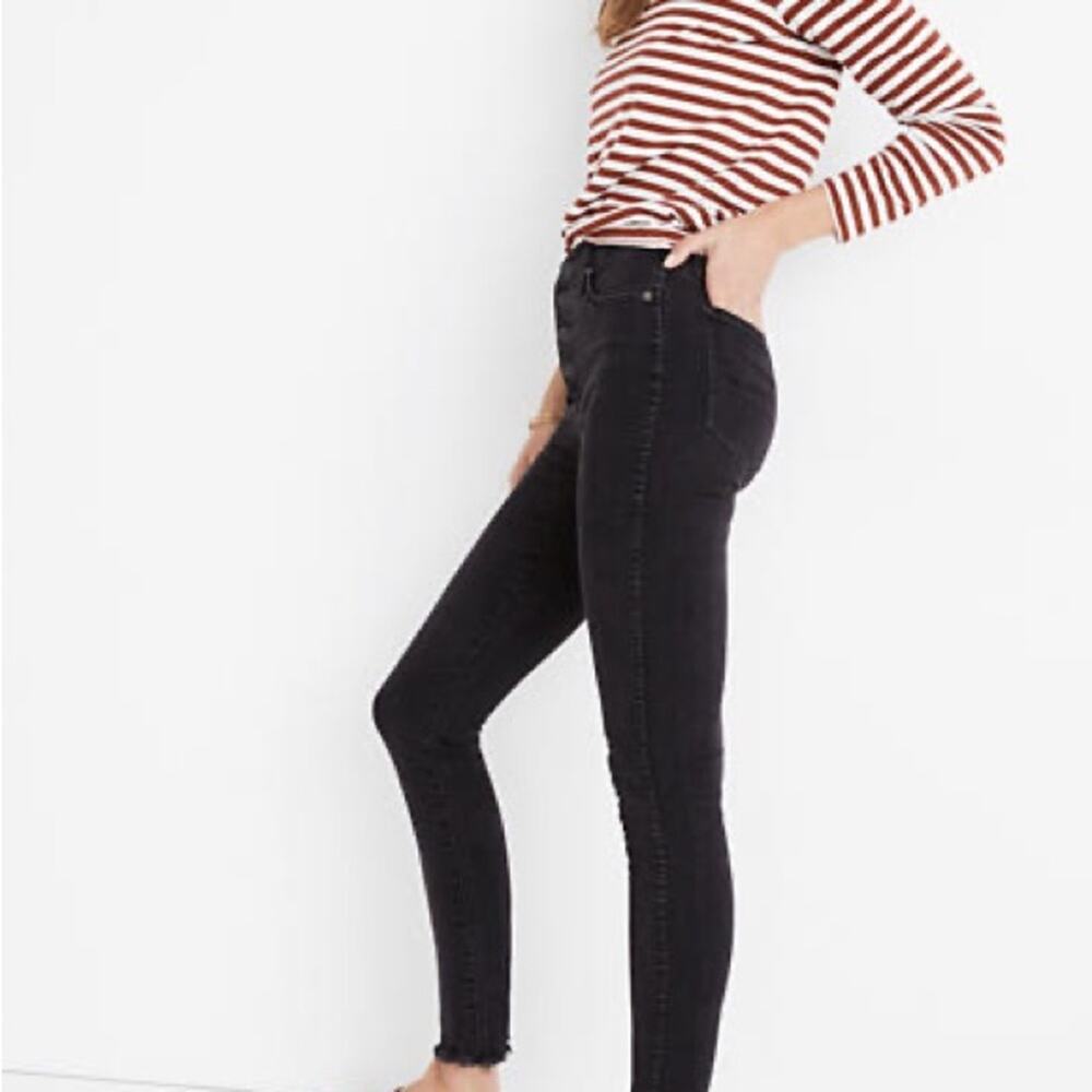 Madewell Washed Black 10” High Rise Raw Hem Skinny Ankle Jeans Size 25